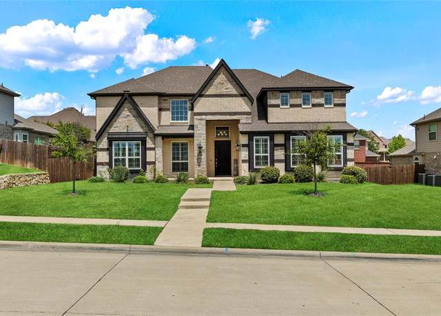 Property at 2305 Hickey Dr, Garland, TX 75043, 5 beds, 4.5 baths