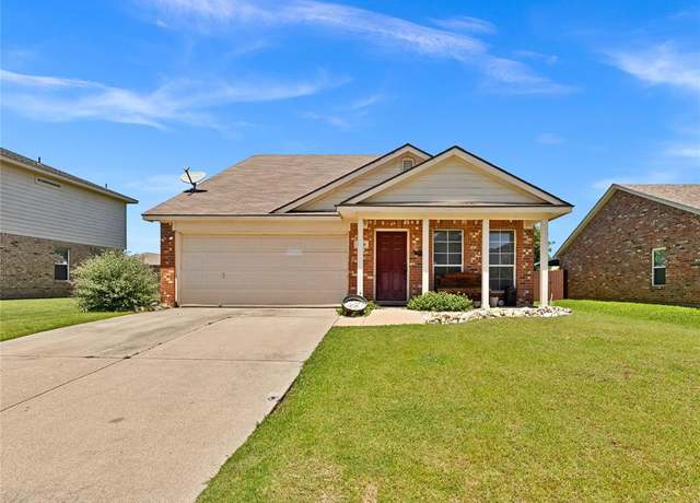 Property at 309 Deer Run Dr, Sanger, TX 76266, 4 beds, 2 baths