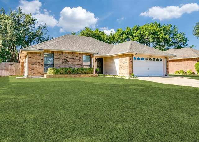 Property at 19 Salida Dr, Trophy Club, TX 76262, 4 beds, 2 baths