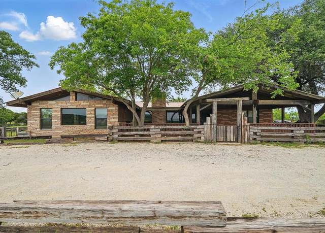 Property at 317 County Road 278, Tuscola, TX 79562, 3 beds, 3.5 baths