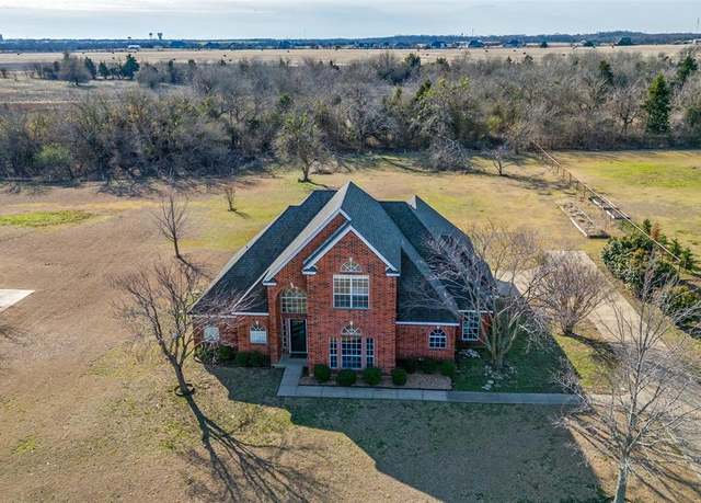 Property at 168 Hunters Glen Dr, Waxahachie, TX 75167, 3 beds, 2.5 baths