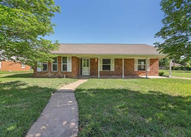 Property at 410 Melorine Dr, Grand Prairie, TX 75051, 3 beds, 2 baths