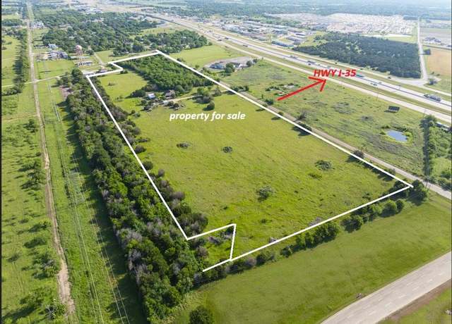 Property at 4037 Old Dallas Rd, Elm Mott, TX 76640, 3 beds, 2 baths