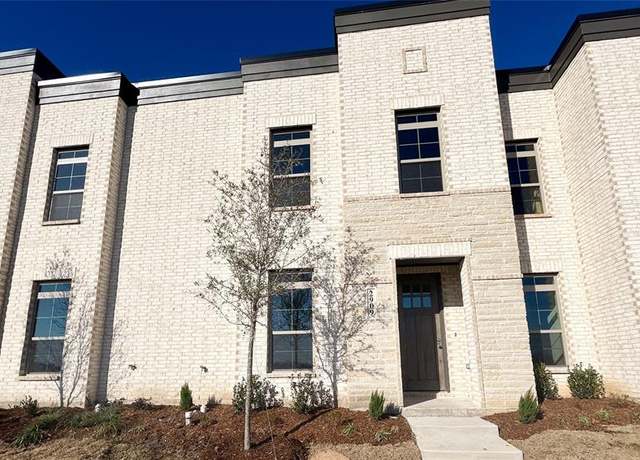 Property at 2073 Luna Dr, Waxahachie, TX 75165, 3 beds, 2.5 baths