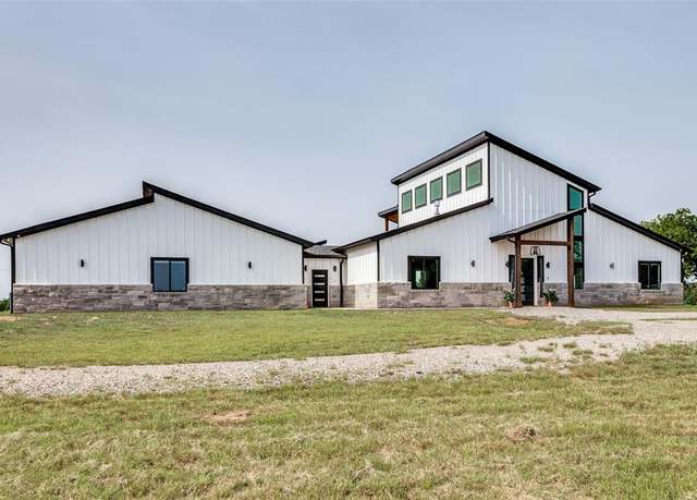 Property at 4636 County Road 707, Cleburne, TX 76031, 4 beds, 3.5 baths