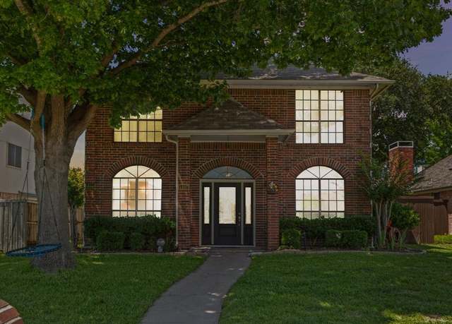 Property at 1107 Emily Ln, Carrollton, TX 75010, 4 beds, 2.5 baths