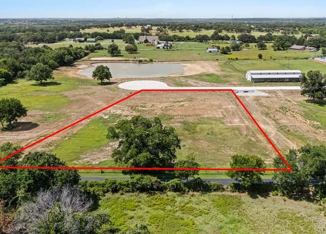 Property at 630 Singh Rd, Copper Canyon, TX 75077