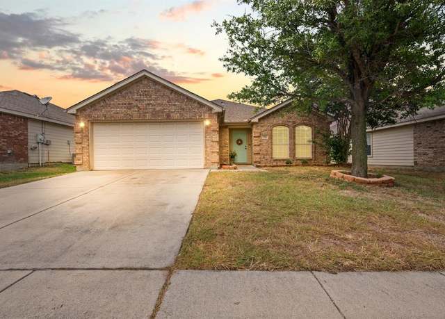 Property at 704 Poncho Ln, Fort Worth, TX 76052, 3 beds, 2 baths