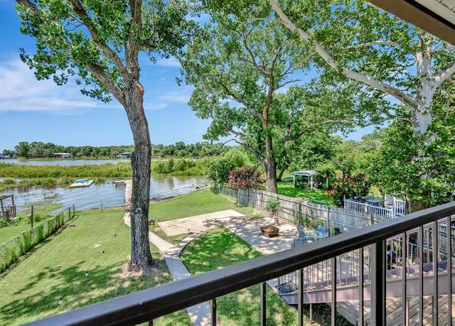 Property at 6837 Briar Rd, Azle, TX 76020, 3 beds, 3.5 baths