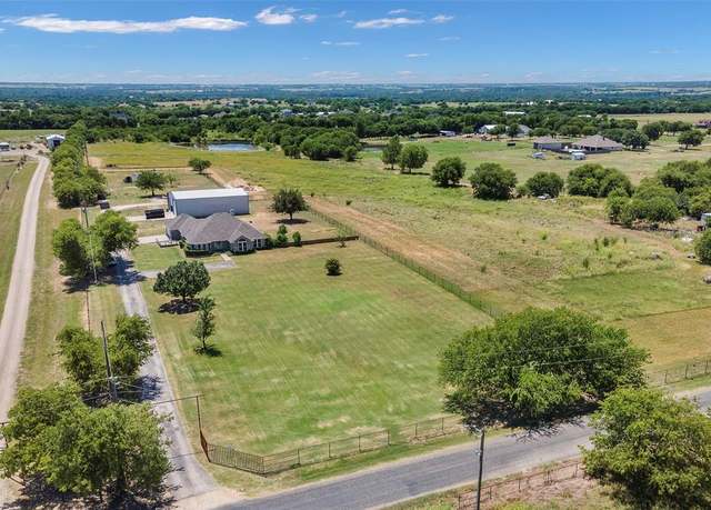 Property at 11087 Chisum Rd, Sanger, TX 76266, 3 beds, 2 baths