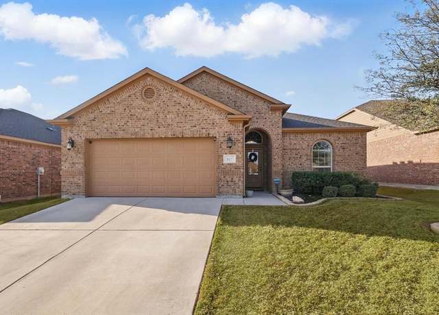 Property at 317 Iron Ore Trl, Fort Worth, TX 76131, 3 beds, 2 baths