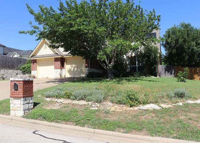 Property at 103 Apache Ct, Glen Rose, TX 76043, 4 beds, 3 baths