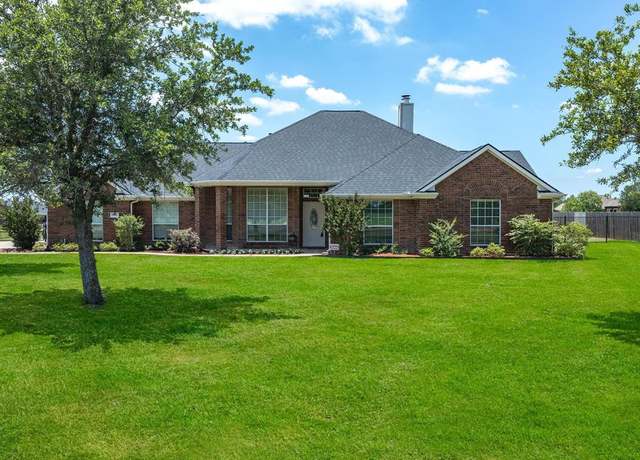 Property at 10066 Irish Rdg, Forney, TX 75126, 3 beds, 2 baths