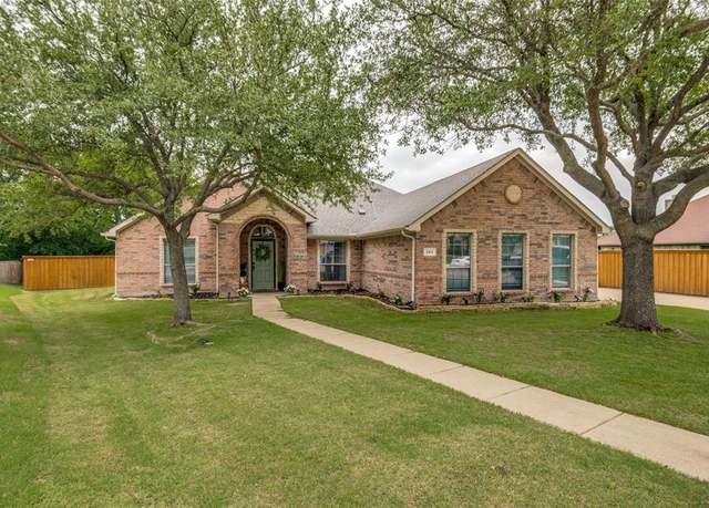 Property at 204 High Meadow Ct, Royse City, TX 75189, 4 beds, 2 baths