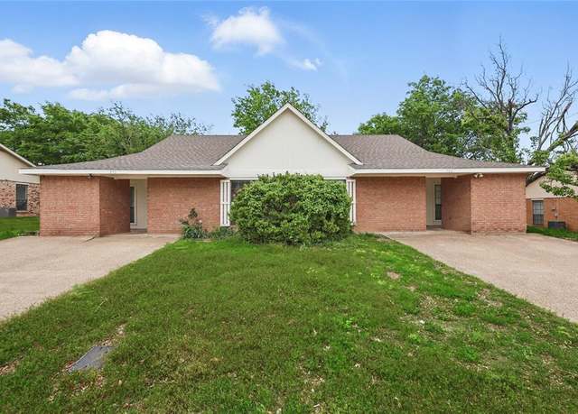 Property at 708 Hillcrest Ct, Cedar Hill, TX 75104, 4 beds, 2 baths