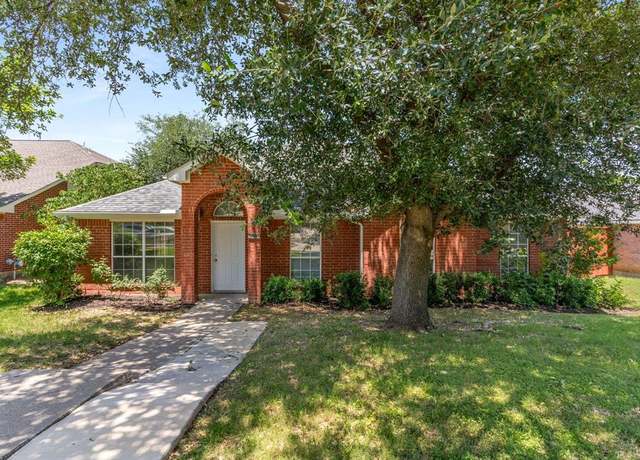 Property at 935 Royal Oaks Dr, Lewisville, TX 75067, 4 beds, 2 baths
