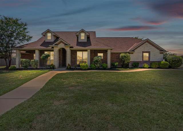 Property at 6009 Feather Wind Way, Fort Worth, TX 76135, 4 beds, 2 baths