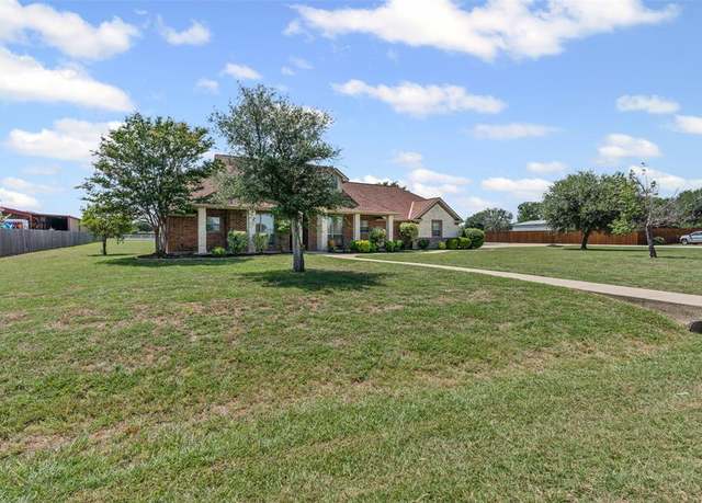 Property at 6009 Feather Wind Way, Fort Worth, TX 76135, 4 beds, 2 baths