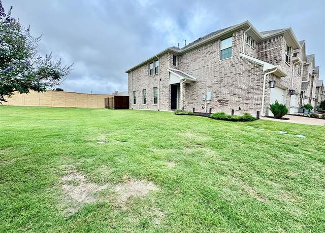 Property at 1045 Keswick Dr, Allen, TX 75002, 3 beds, 2.5 baths