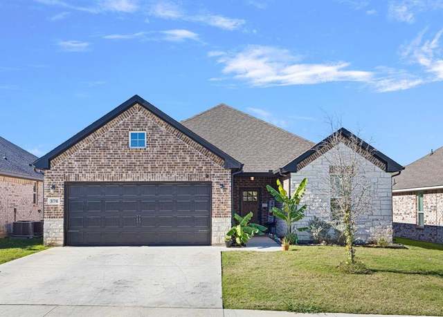 Property at 376 N Montague St, Pilot Point, TX 76258, 3 beds, 2 baths