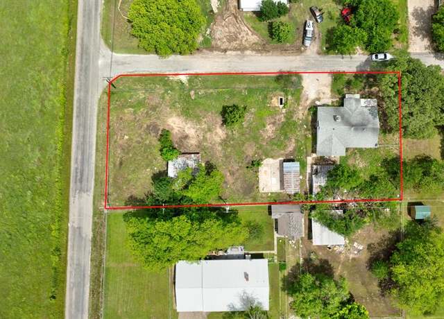 Property at 43 Pueblo, Gordonville, TX 76245, 3 beds, 2 baths