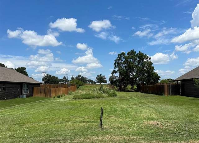Property at 367 E 9th St, Springtown, TX 76082