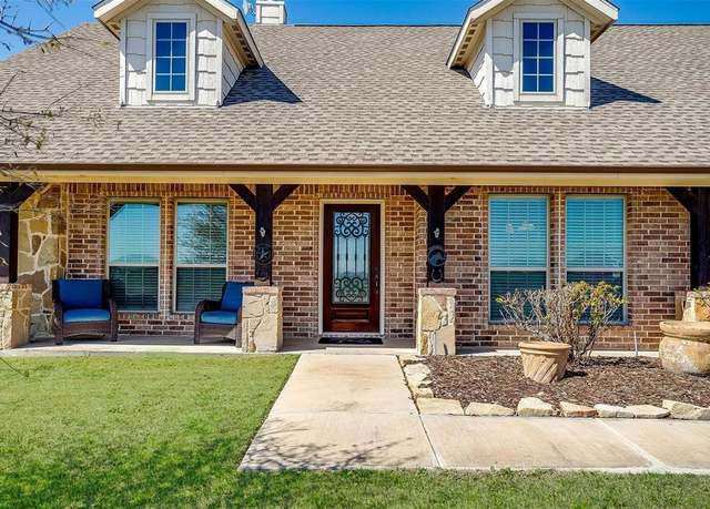 Property at 200 County Road 4430, Rhome, TX 76078, 4 beds, 2 baths