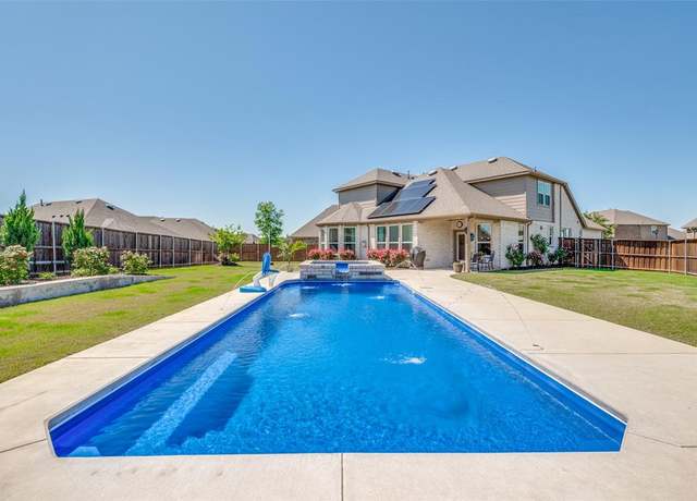Property at 2916 Redbridge Ln, Mckinney, TX 75071, 4 beds, 3 baths
