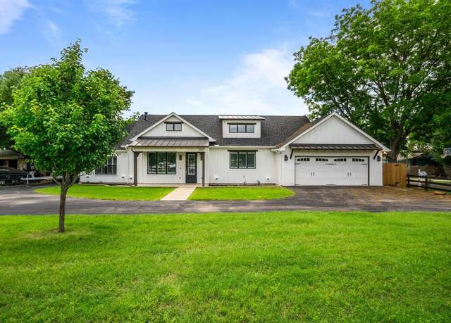 Property at 4519 Blue Heron Ct, Granbury, TX 76049, 3 beds, 2 baths