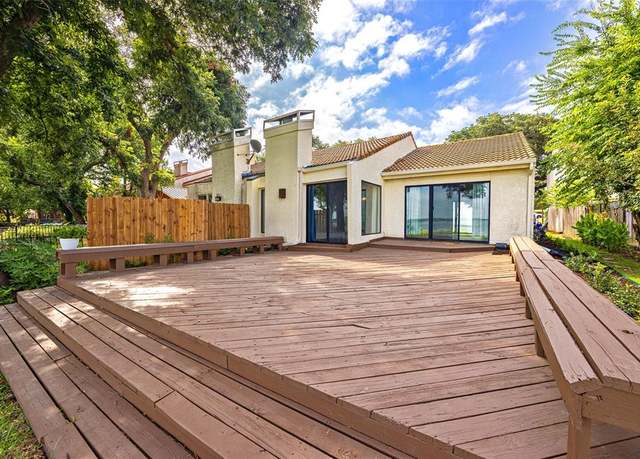 Property at 3400 Lakeside Dr, Rockwall, TX 75087, 3 beds, 2 baths