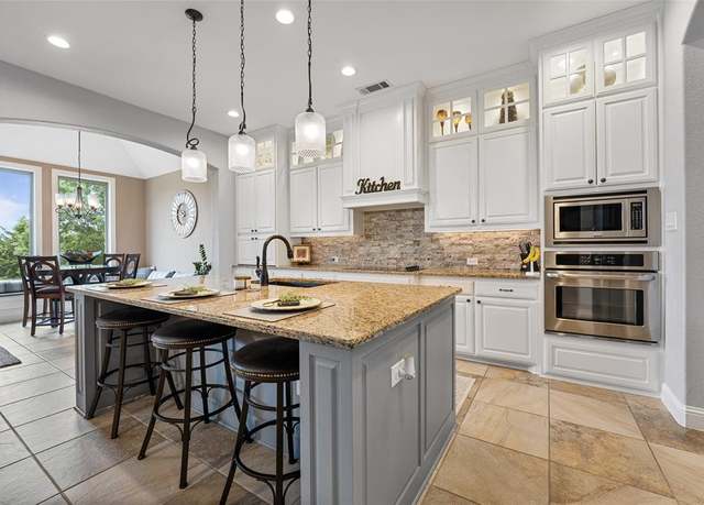Property at 180 Denali Way, Waxahachie, TX 75167, 4 beds, 3.5 baths