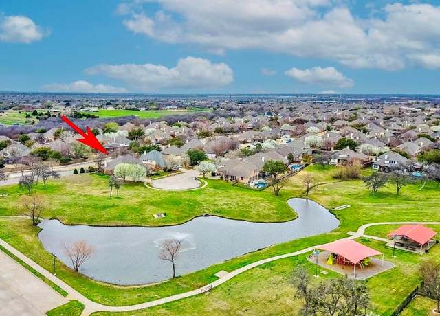 Property at 6303 Falcon Crest Ct, Sachse, TX 75048, 4 beds, 3 baths