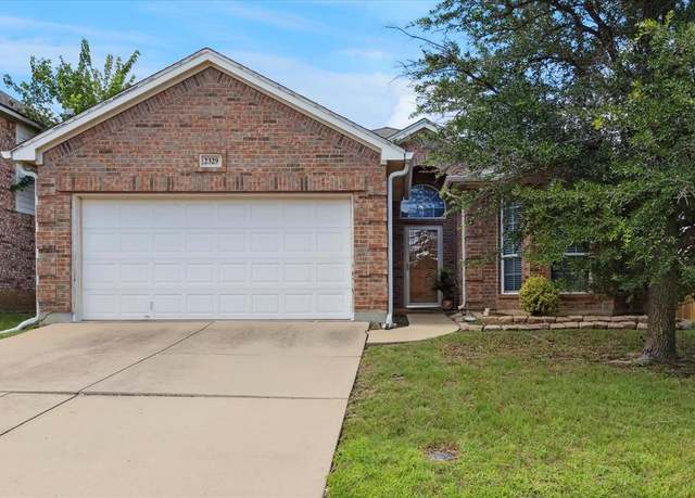 Property at 2329 Moccassin Ln, Fort Worth, TX 76177, 3 beds, 2 baths