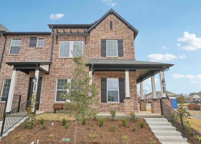 Property at 2402 Bulin Dr, Mansfield, TX 76063, 3 beds, 2.5 baths