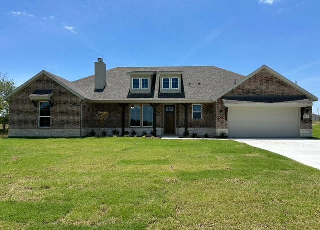 Property at 146 Pampas Ct, Decatur, TX 76234, 4 beds, 2 baths