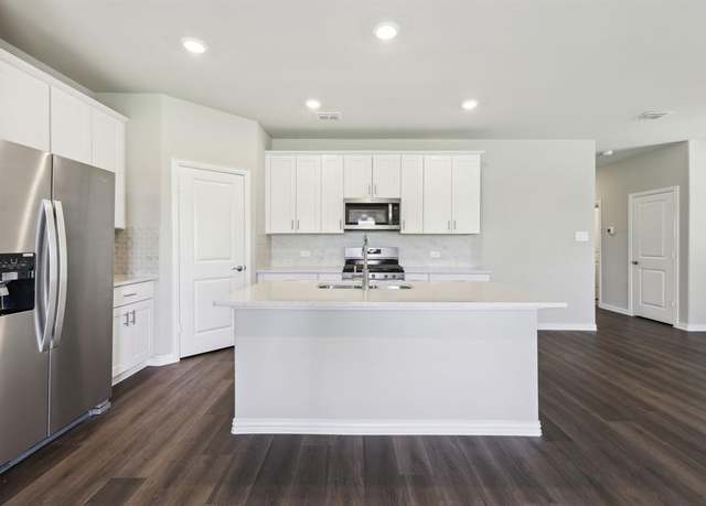 Property at 502 Ezra Ln, Mckinney, TX 75069, 4 beds, 2.5 baths