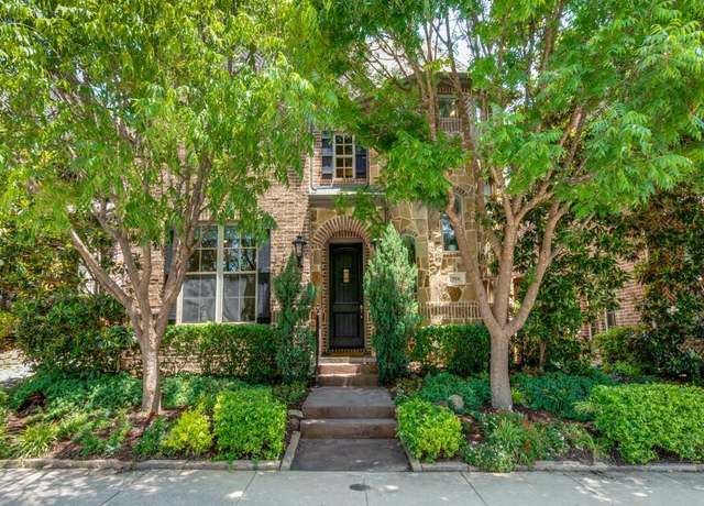 Property at 916 Shadyside Ln, Dallas, TX 75223, 3 beds, 3.5 baths