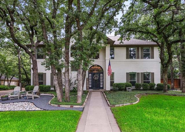 Property at 33 Oak Forrest Cir, Denton, TX 76210, 5 beds, 3.5 baths