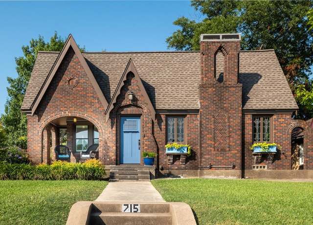 Property at 715 Monte Vista Dr, Dallas, TX 75223, 3 beds, 2 baths
