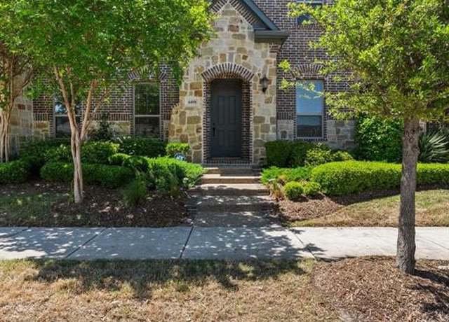 Property at 4408 Meadow Hawk Dr, Arlington, TX 76005, 2 beds, 2.5 baths