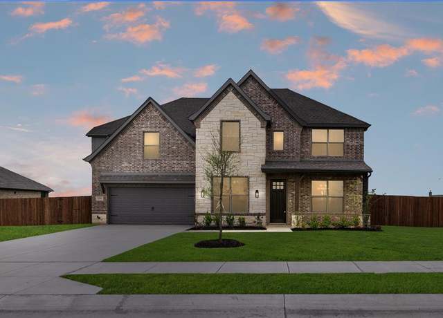 Property at 12912 Little Wolf Dr, Godley, TX 76044, 4 beds, 3.5 baths