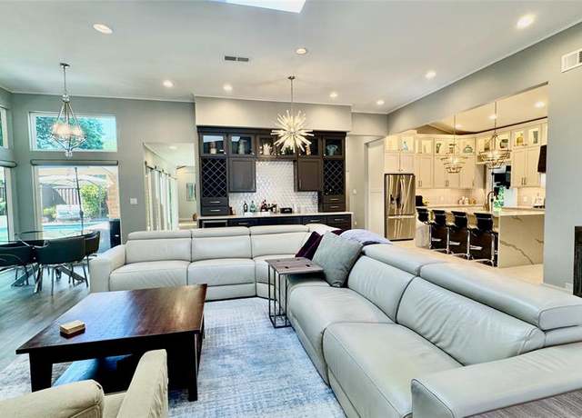 Property at 5801 Gallant Fox Ln, Plano, TX 75093, 4 beds, 3.5 baths