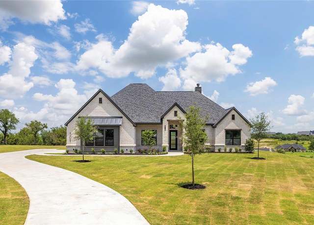 Property at 509 Aspen Court Ln, Weatherford, TX 76085, 4 beds, 2.5 baths