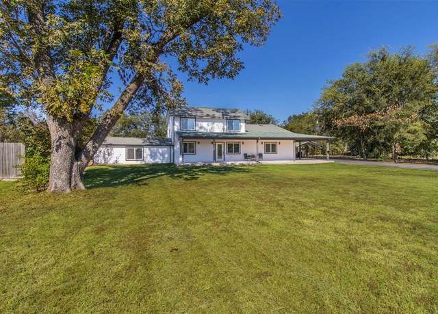 Property at 497 E Pennsylvania Ave, Van, TX 75790, 5 beds, 3 baths