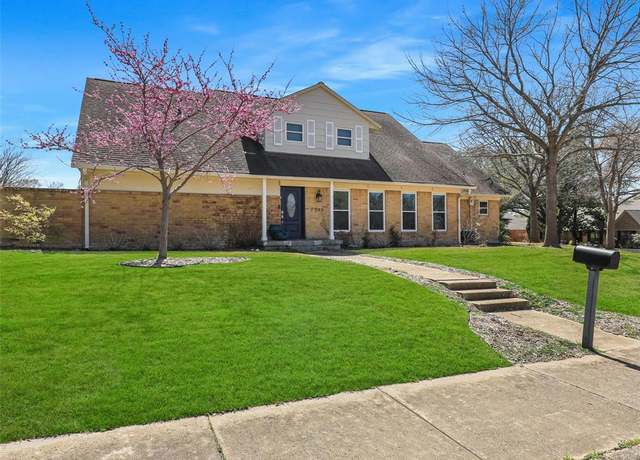 Property at 7248 Tangleglen Dr, Dallas, TX 75248, 4 beds, 3.5 baths