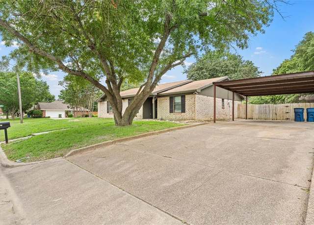 Property at 605 Rolling Hills Dr, Hewitt, TX 76643, 3 beds, 2 baths