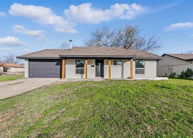 Property at 465 Woodmere Dr, Garland, TX 75043, 3 beds, 2 baths