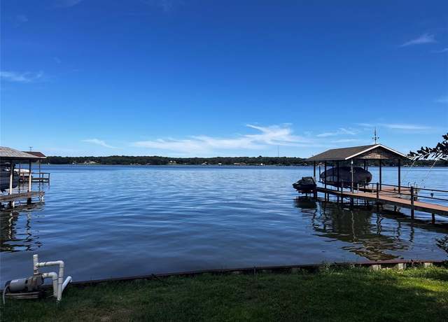 Property at 152 Pin Oak, Mabank, TX 75156, 4 beds, 2 baths