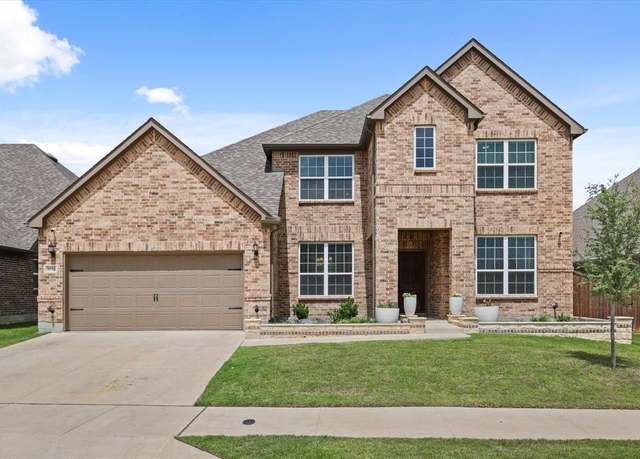Property at 1032 Pinnacle Ridge Rd, Fort Worth, TX 76052, 5 beds, 4 baths
