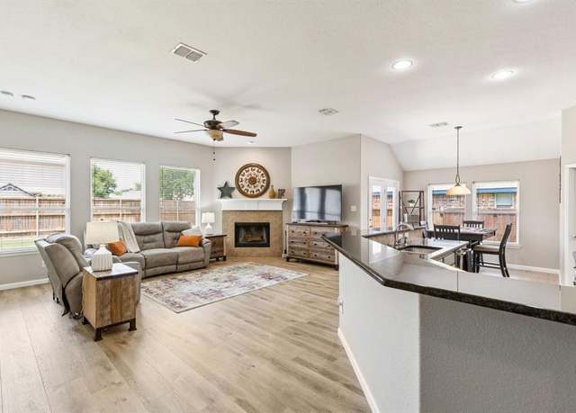 Property at 1020 Grangewood Dr, Anna, TX 75409, 3 beds, 2 baths